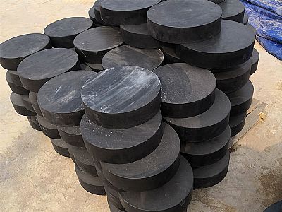 蕲春县板式橡胶支座由若干层橡胶片与薄钢板经加压硫化